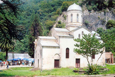 Грот и храм апостола Симона Кананита